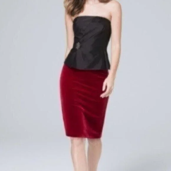 NWOT White House Black Market Velvet Pencil Skirt - Picture 4 of 5